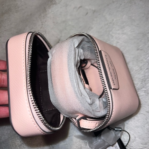 🆕 Armani mini bag! - authentic - Picture 6 of 7